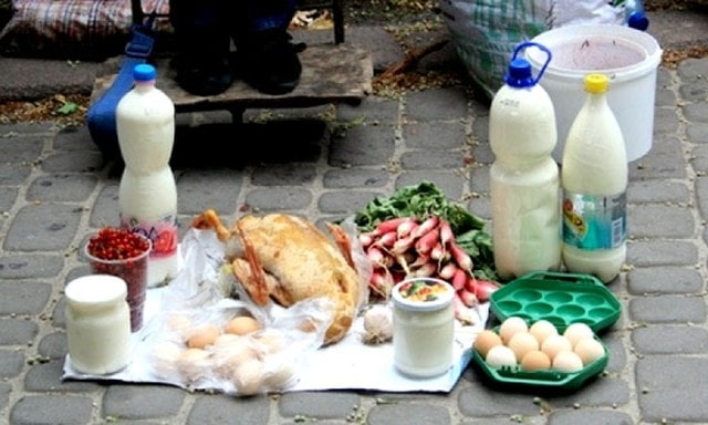 40 рейдов по местам стихийной торговли провели в столице Крыма