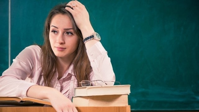 Молодым специалистам в сфере образования будут доплачивать 5 000 рублей в месяц