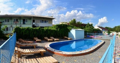 В Крыму отказались от бронирования мест в отелях и детских лагерях