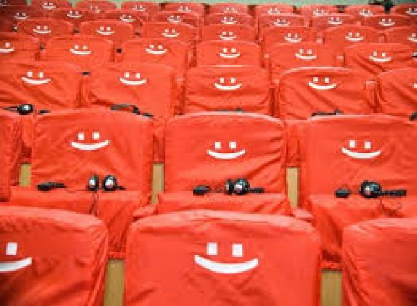 Украинский оператор Life:) намерен и дальше работать в Крыму