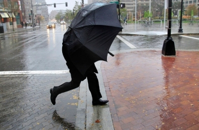 Штормовое предупреждение объявлено в Крыму