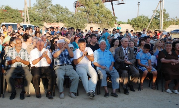 Двадцать пять лет назад крымские татары, вернувшись в Евпаторию, построили свой поселок