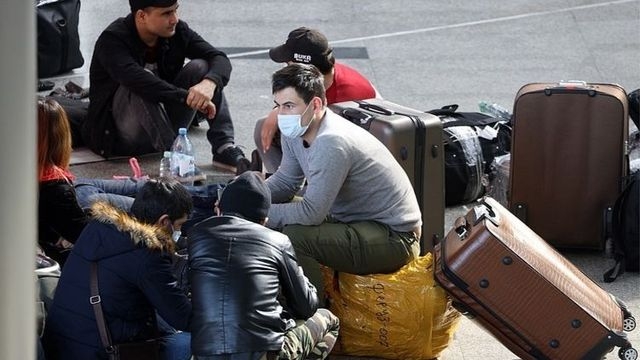 Праздники без гостей – из-за коронавируса приезжих отправят на обсервацию