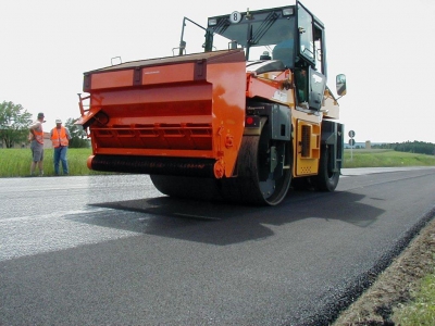 Крым просит еще денег на дороги, в Москве говорят о неосвоенных средствах