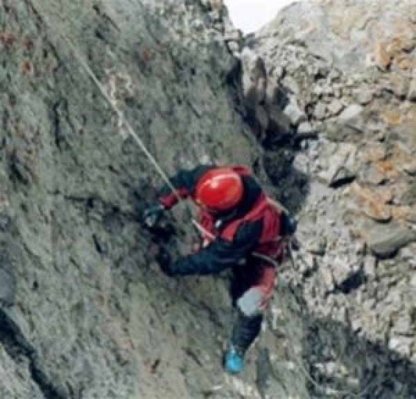 В первый же день дежурства спасатели нашли мальчика