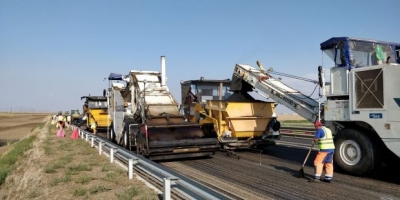 Трасса «Таврида»: началась укладка верхнего слоя асфальта