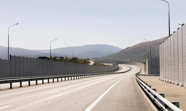 Подрядчик нарушает сроки ремонта дороги между Ялтой и Алуштой