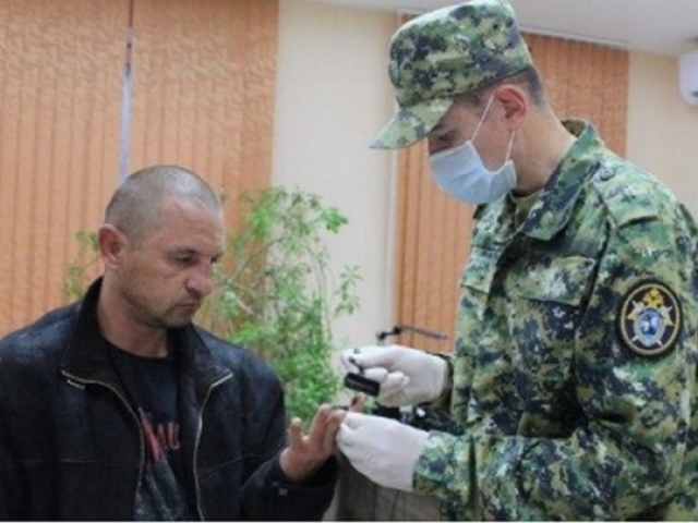 Трагедия в пос. Ленино – друг семьи надругался над девочкой и сбросил ее в канал