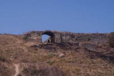 После обрушения кладки крепость Еникале закрыли для туристов