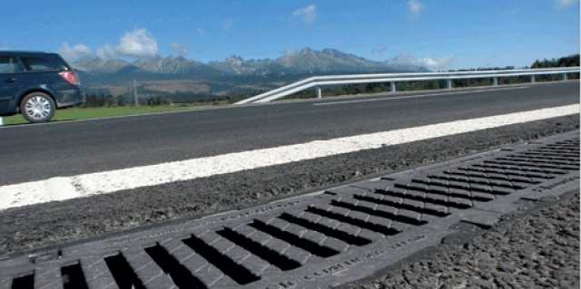 Ученые предлагают использовать воду из ливневой канализации