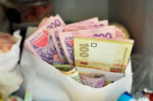 Севастопольцев обманули в ожиданиях насчет зарплат