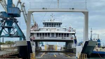 В Крыму в срочном порядке занялись паромной переправой