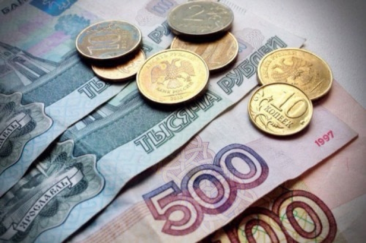 Медики в Севастополе потеряли значительную часть заработной платы