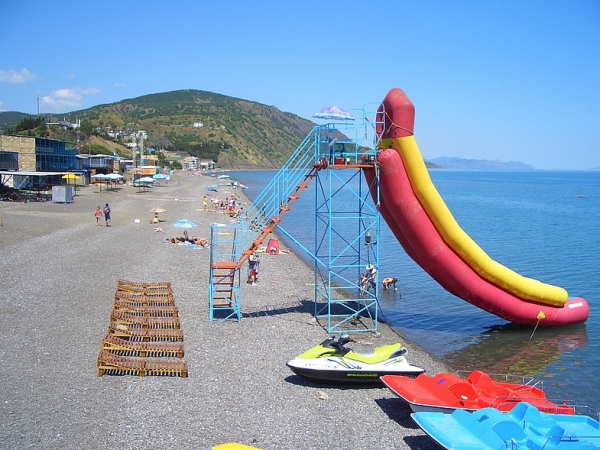 О том, что этим летом нет отдыхающих, крымчане написали Владимиру Путину