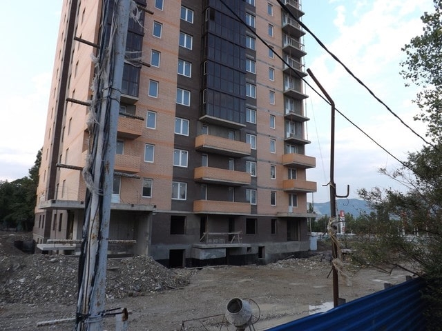 Стройка заморожена – квартиры продаются