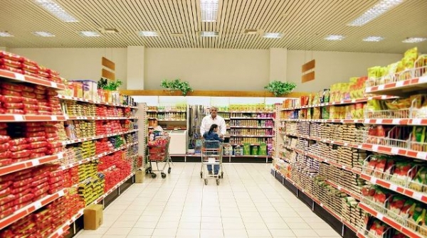 Metro и Ашан продолжают работать в Крыму