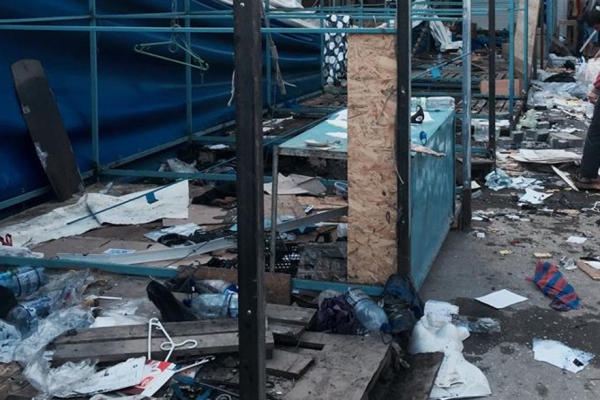 Власти в темпе сносят рынок на улице Козлова в Симферополе