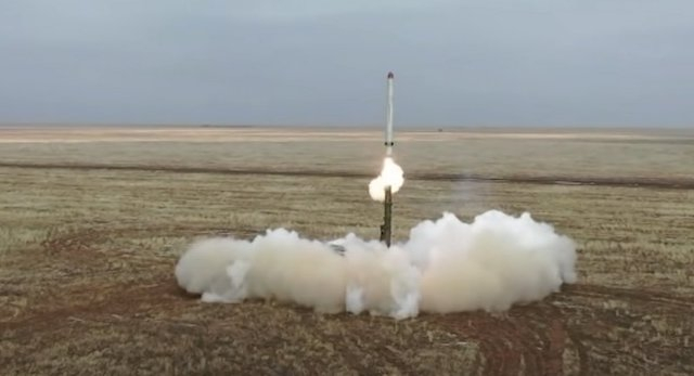 Взрывы в Феодосии - по цели было выпущено две ракеты