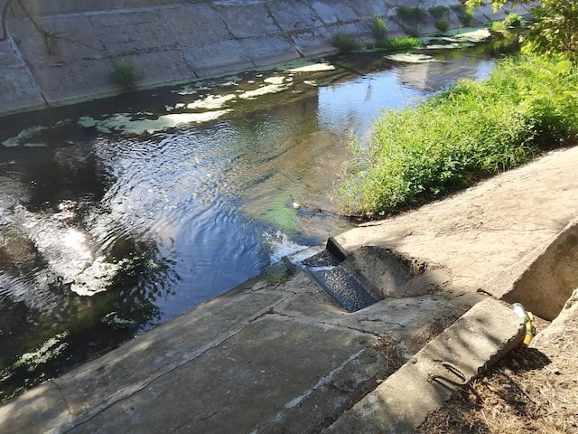 На территории Крыма выявлено 388 несанкционированных источников сброса сточных вод