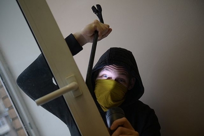 Местный житель ограбил дачу москвичей под Феодосией