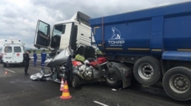 Вчера во время ДТП в Крыму погибли три человека