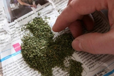 Против жительницы Бахчисарая возбудили уголовное дело за распространение наркотиков