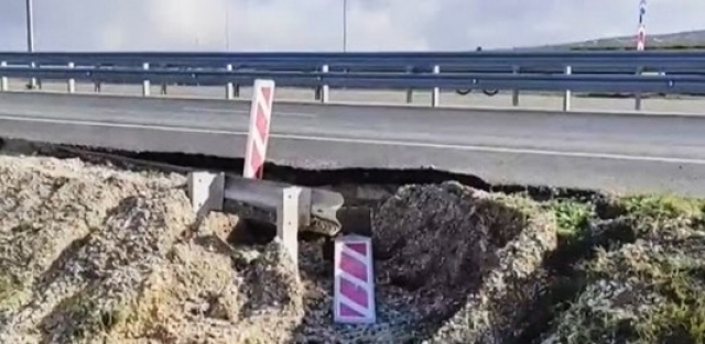 На новой трассе «Дубки - Левадки» произошло два обвала