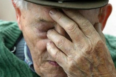 Пожилого отца ограбил собственный сын