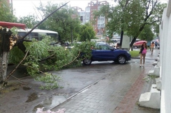 Ураган в Крыму: подтопленные дома и нет света