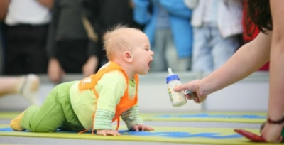 В Феодосии провели первый «Забег в ползунках»