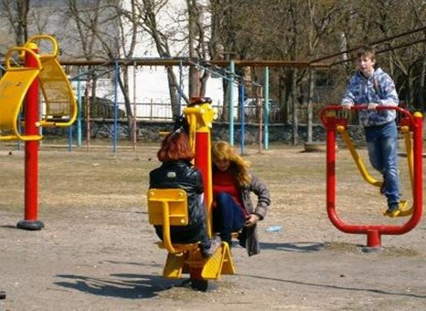 В Евпатории продолжают ставить тренажеры