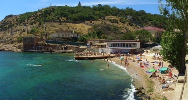 В Севастополе и Алуште закрыты популярные пляжи