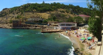 В Севастополе и Алуште закрыты популярные пляжи
