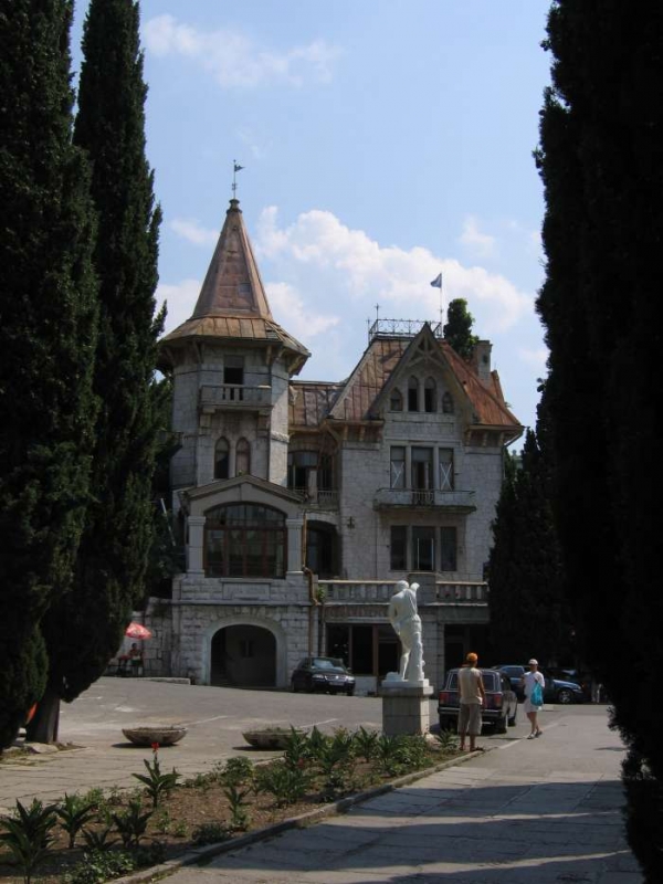 На виллах в Симеизе откроют школы искусств