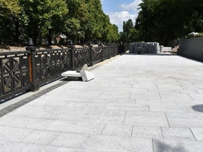 Хулиганы и воры «корректируют» работы по реконструкции набережной Салгира