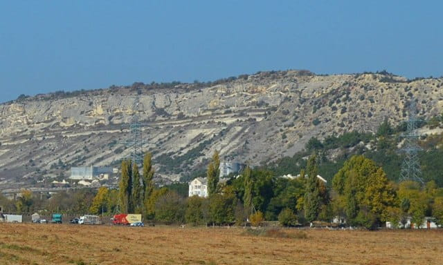 В Севастополе на месте древнего поселения разрешили строительство бетонного завода