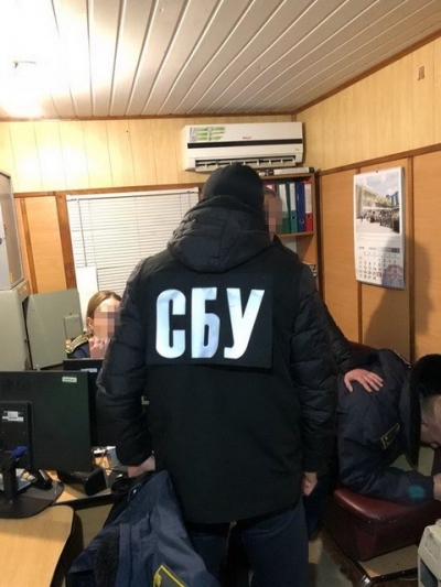 Жителю Крыма не удалось вывезти валюту на материковую Украину