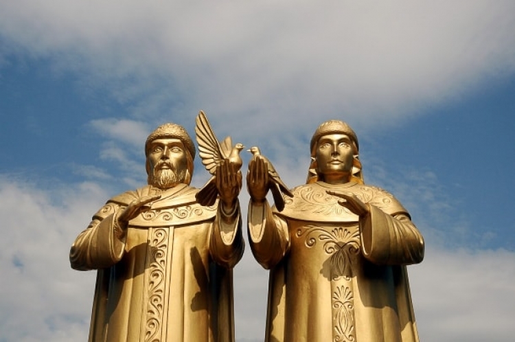 Жители Ялты отказались от памятника на набережной, инициаторы говорят, что не очень-то и хотели