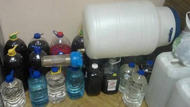 Под Симферополем обнаружено подпольное производство спиртных напитков