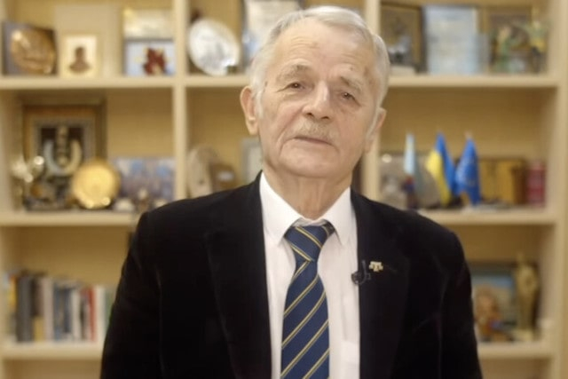 Пока функционирует мост - Мустафа Джемилев призвал россиян покинуть Крым