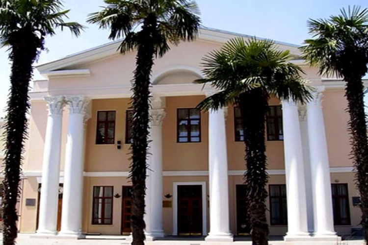 Очередной скандал в оккупационном Крыму - театр им. Чехова на грани закрытия