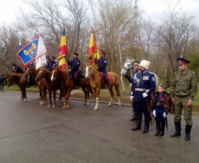Конный казачий поход на Крым стартовал семнадцатого апреля в Волгограде
