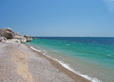 Крымские пляжи к сезону не готовы