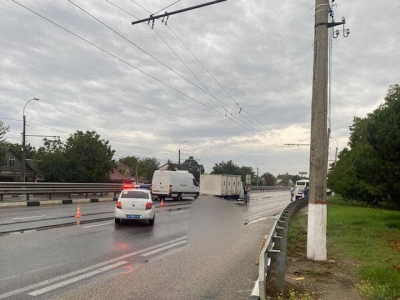 Под колесами автомобиля «ГАЗель» в Симферополе погиб 23-летний пешеход