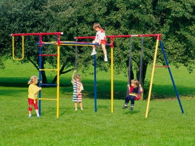 В Севастополе обещают детям двадцать восемь площадок