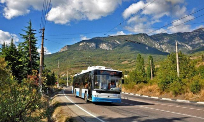 Между Алуштой и Ялтой вместо троллейбусов курсируют автобусы