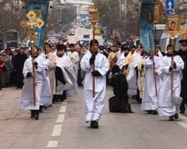 Традиционный Крестный ход состоялся в Севастополе