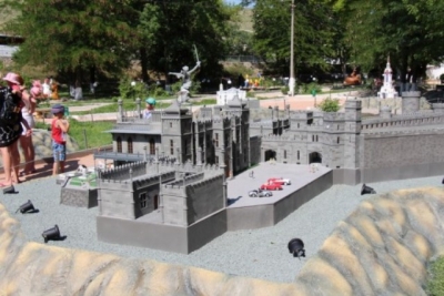 Парк миниатюр открыли в Бахчисарае
