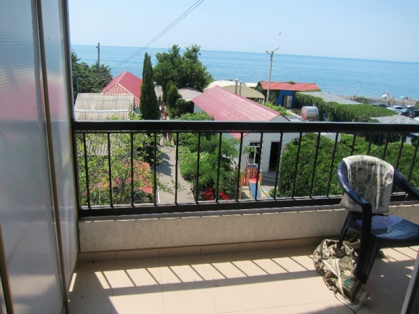 Экономический форум открылся с критики