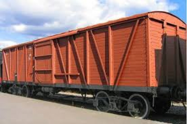 В Крыму застряло 3 тысячи украинских вагонов